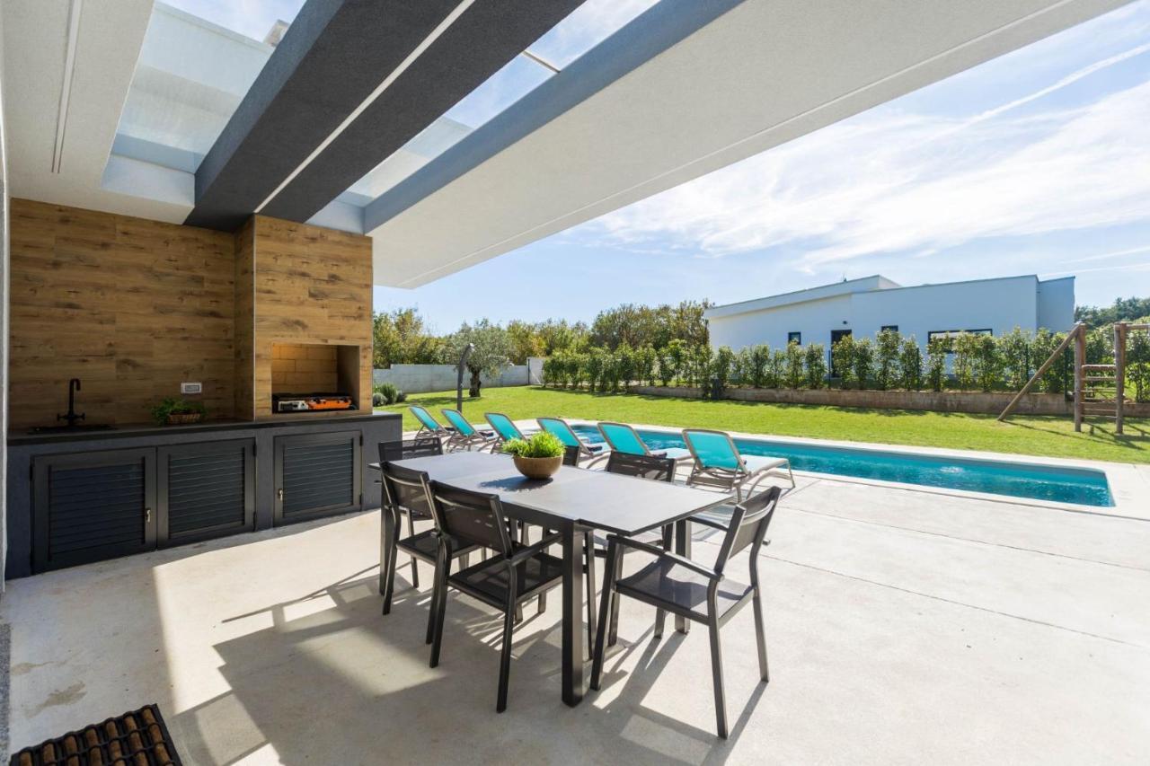 Villa Mariva Zminj Ngoại thất bức ảnh
