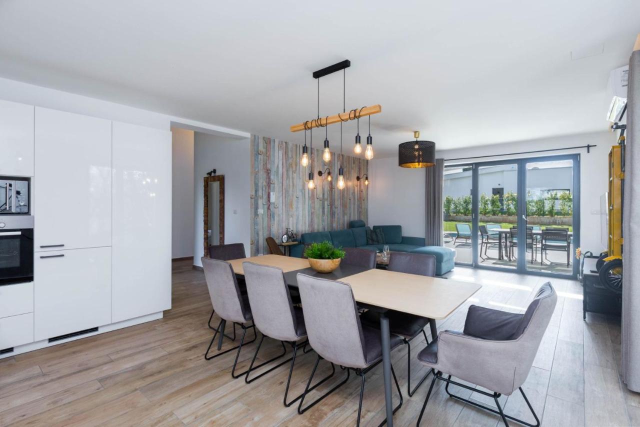 Villa Mariva Zminj Ngoại thất bức ảnh